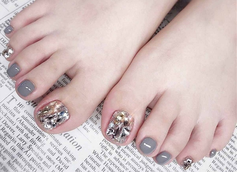 Celebrity Pedicures: Trends & Inspo - DN Nail - Professional Nail ...